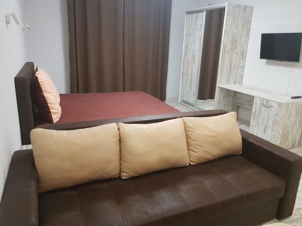 Silver Star Apartment 40m Uzjhorod Exteriör bild
