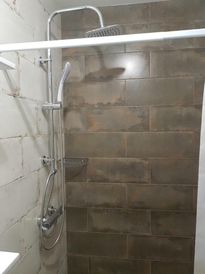 Silver Star Apartment 40m Uzjhorod Exteriör bild