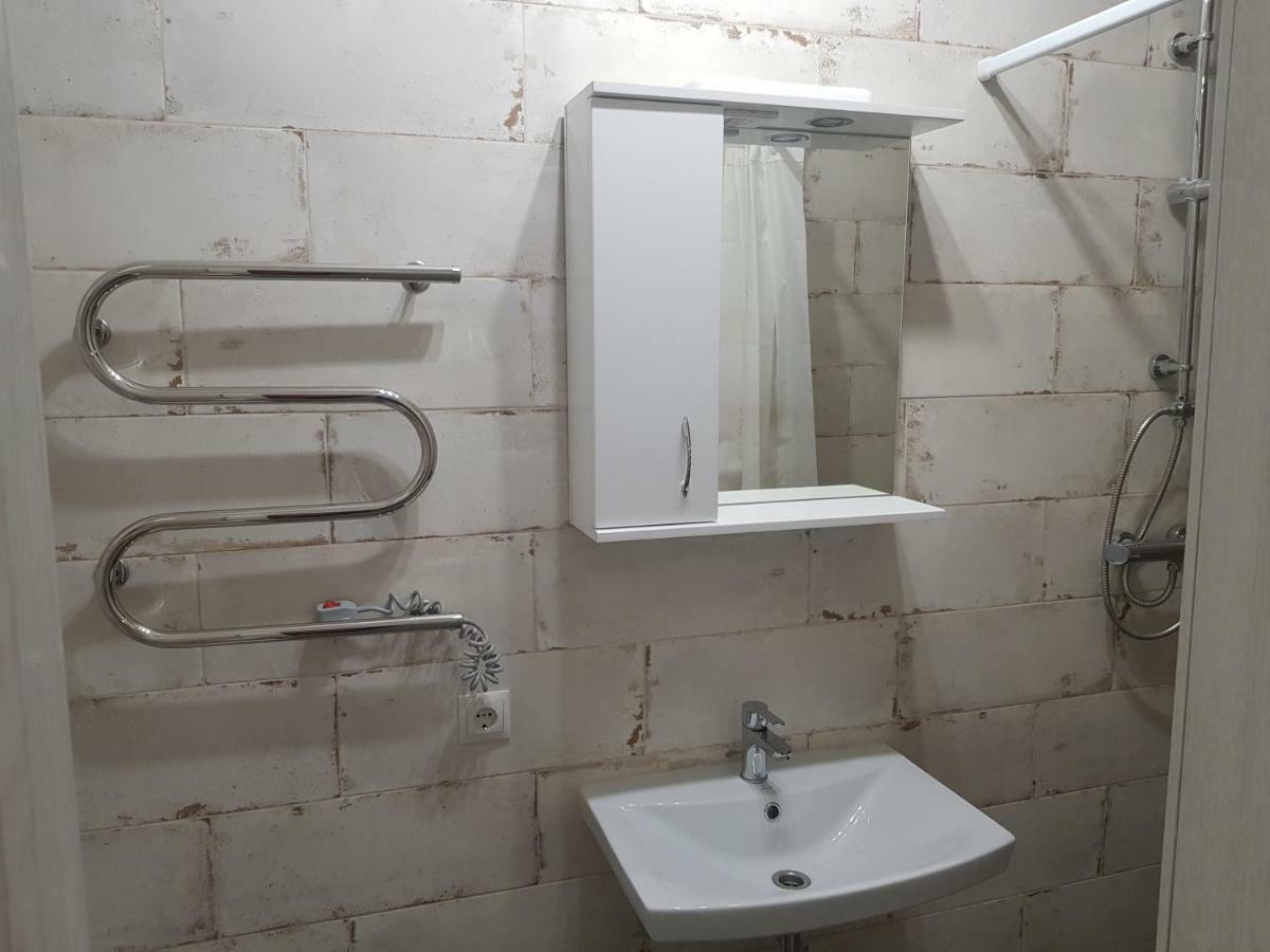 Silver Star Apartment 40m Uzjhorod Exteriör bild